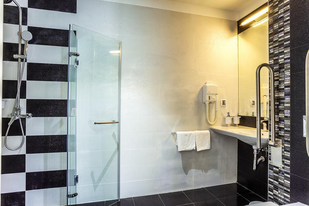 Complex Europe Hotel Dolna Banya Eksteriør billede